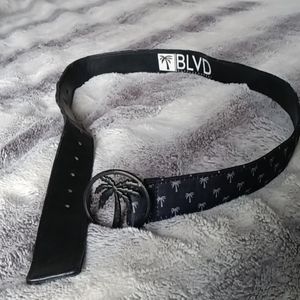 BLVD Palm tree Belt